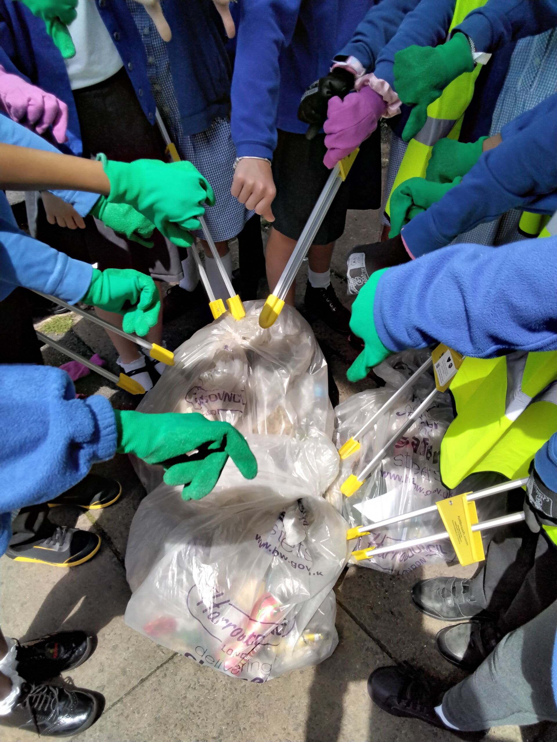 roxeth-litter-pick