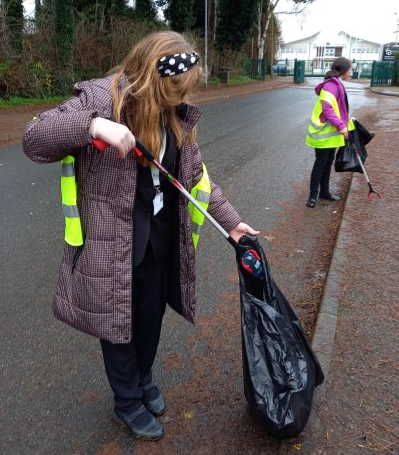 plastic-litter-pick