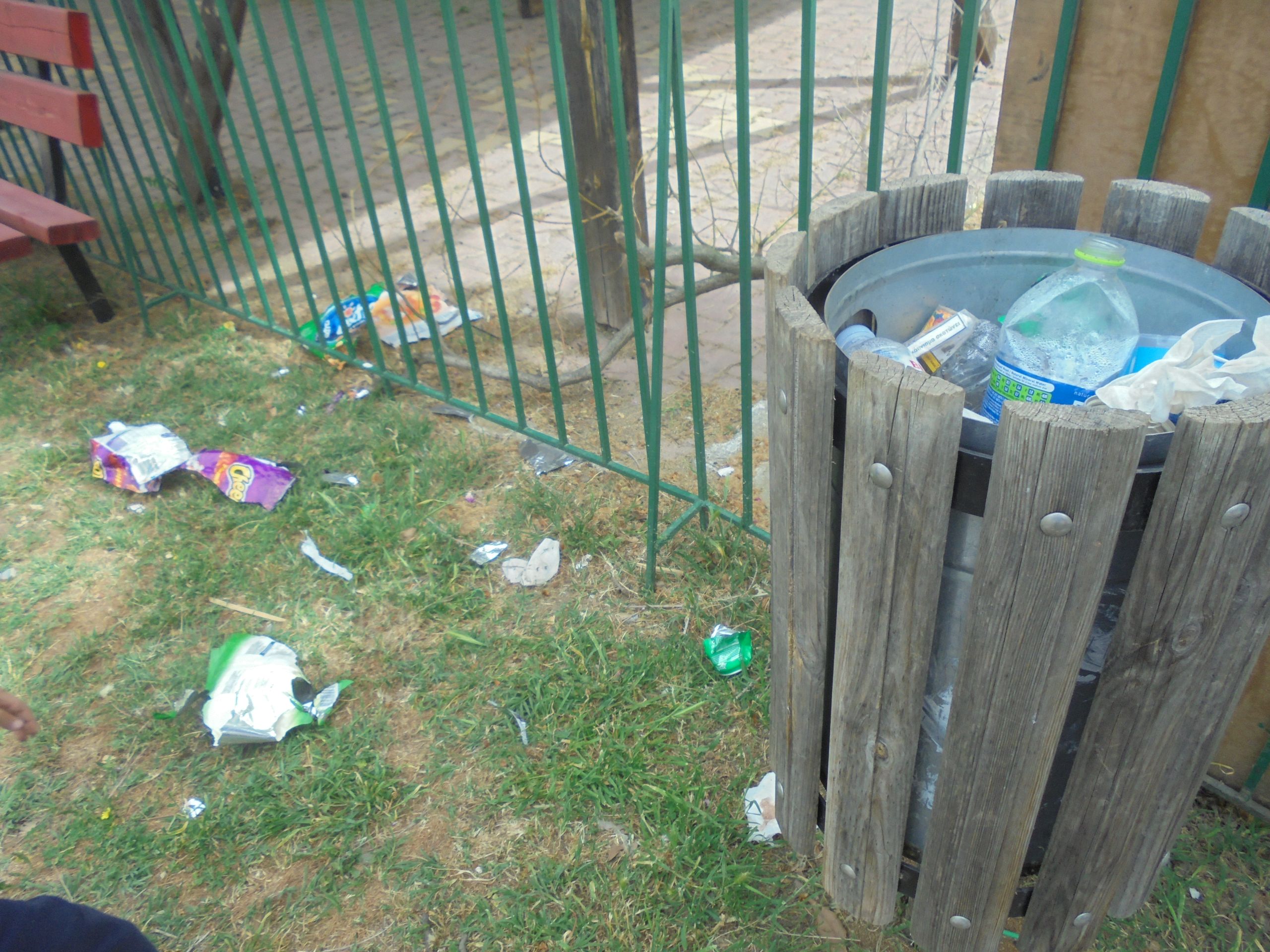 plastic-pollution-in-our-park