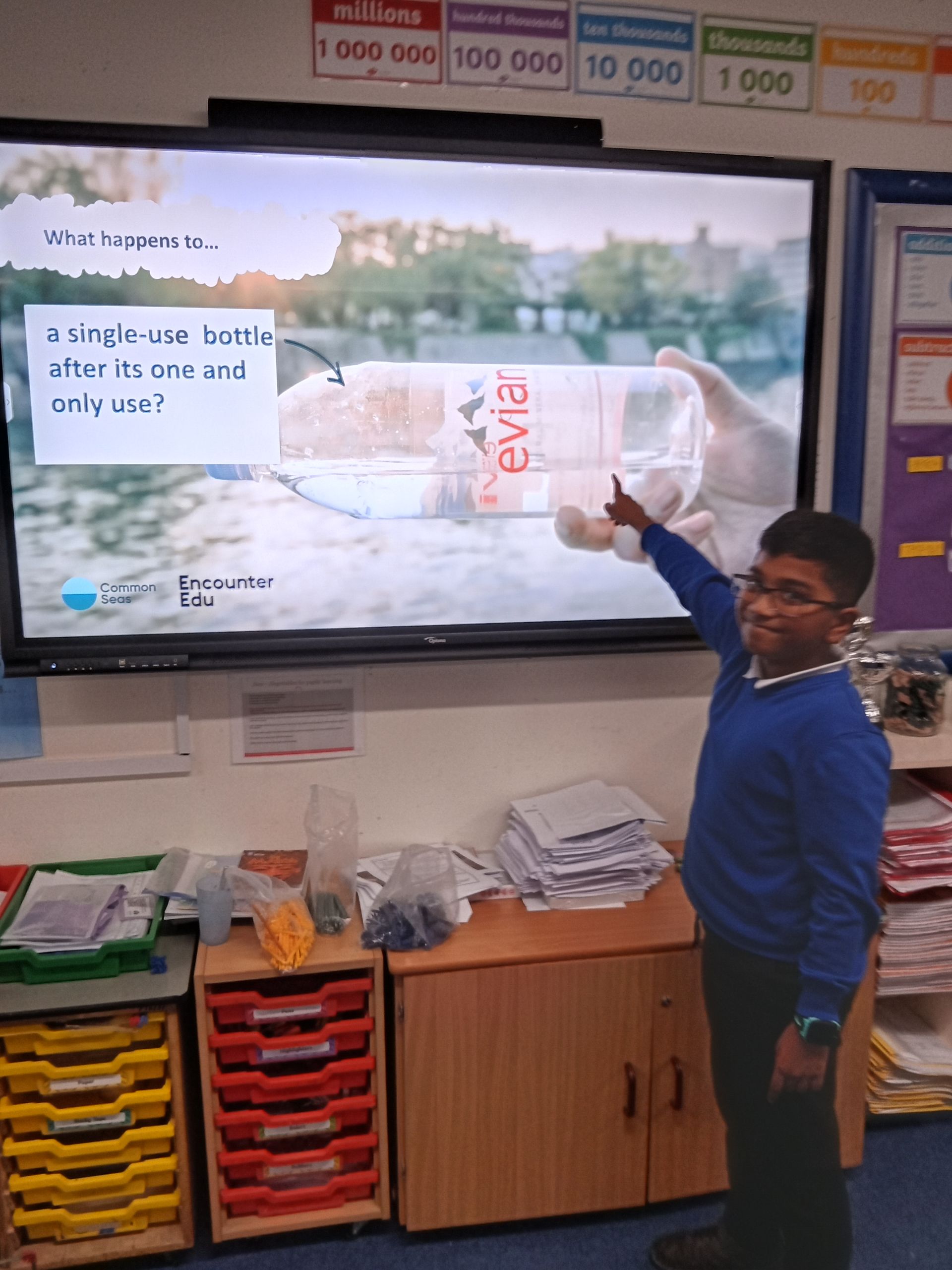 plastic-clever-presentation-at-open-evening